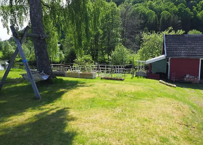 Riverside Bliss Idyllic Camp, 3 Man Tent Incl, Near Tvedestrand And Arendal Luxusní stan